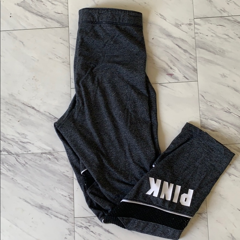 4/$20 Victoria’s Secret pink cutout sport legging